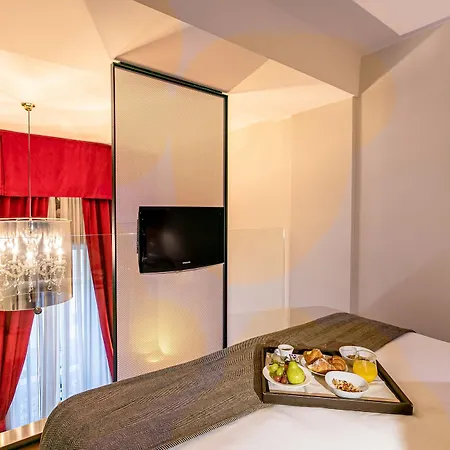 スカラ 4*